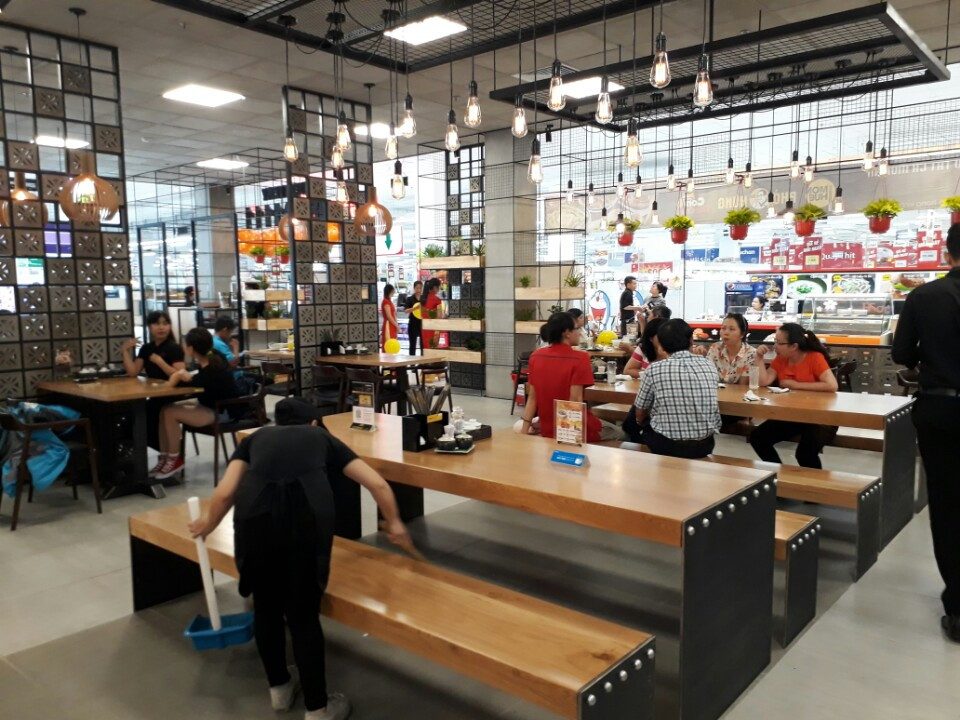 thiết kế nhà hàng