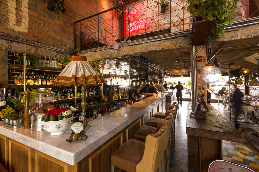 thiết kế quán cafe cá tính và thô mộc.